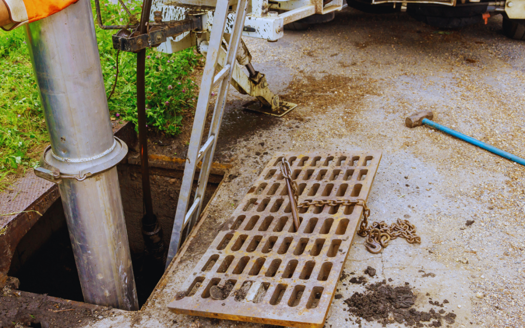 Can Raw Sewage Cleanup Help Save Your Belongings?